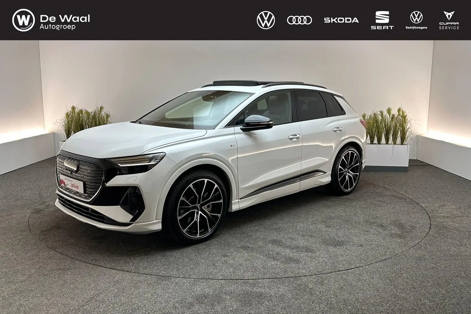 Audi Q4 e-tron 40 204pk Launch edition S Competition 77 kWh | Tre Wit - 1