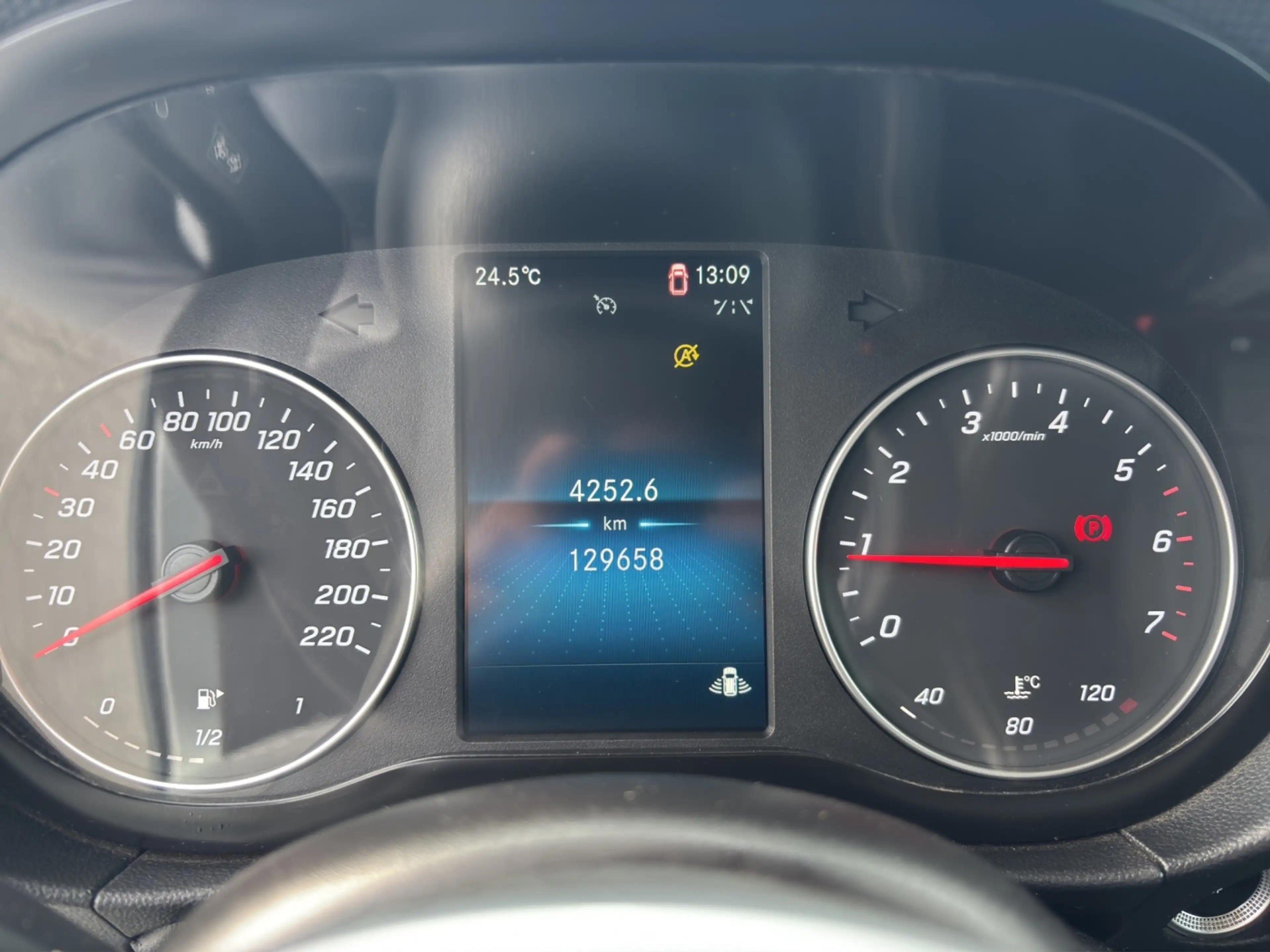 Mercedes-Benz T-Class T 160 STYLE Kam. KeyLess KlimaA PDC SHZ SpurH — photo 11