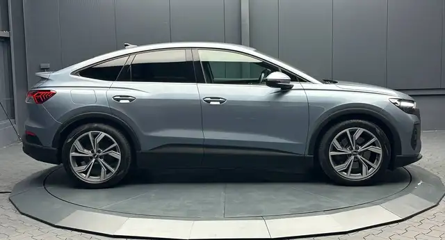 Audi Q4 E-Tron view 6