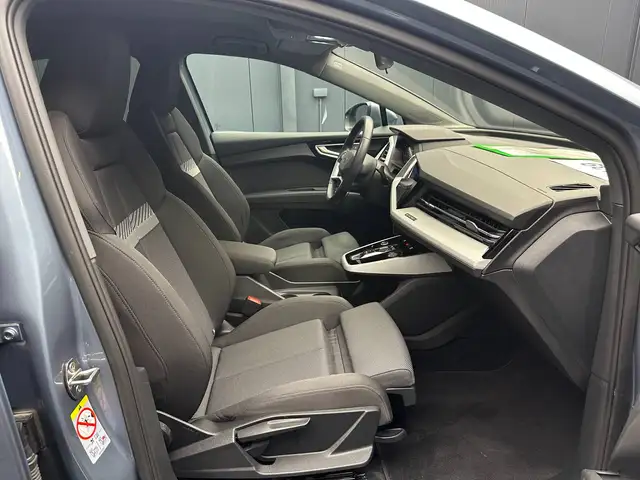 Audi Q4 E-Tron view 10
