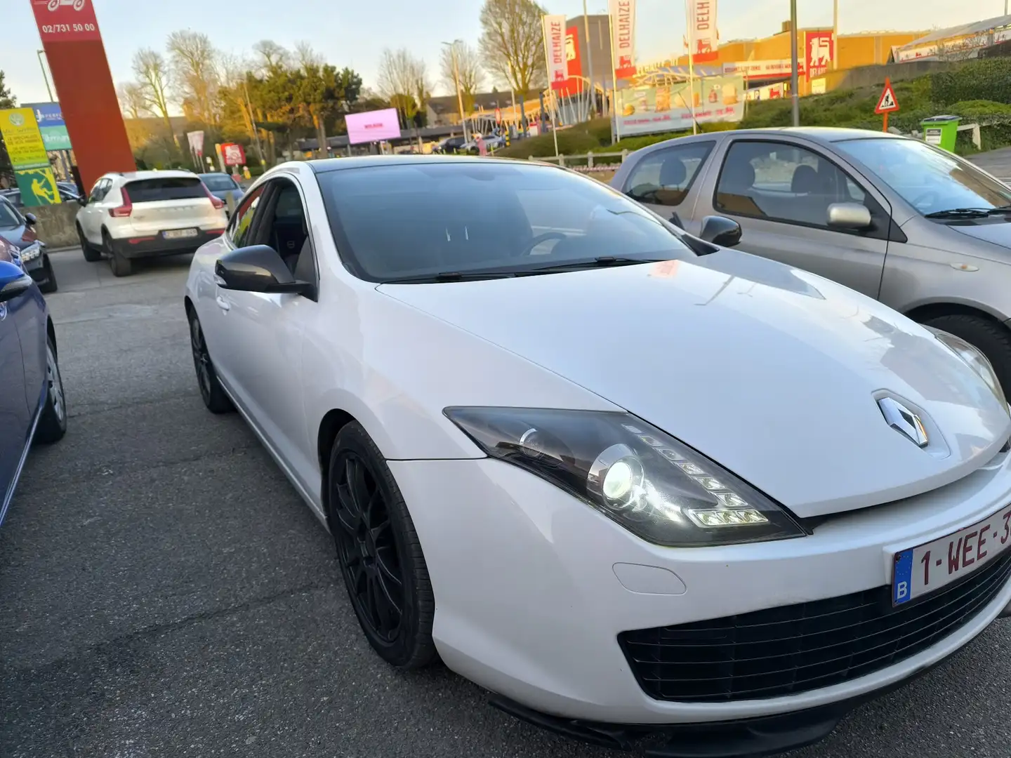 Renault Laguna Coupé 1.5 dCi 110 eco2 Black Edition - 1