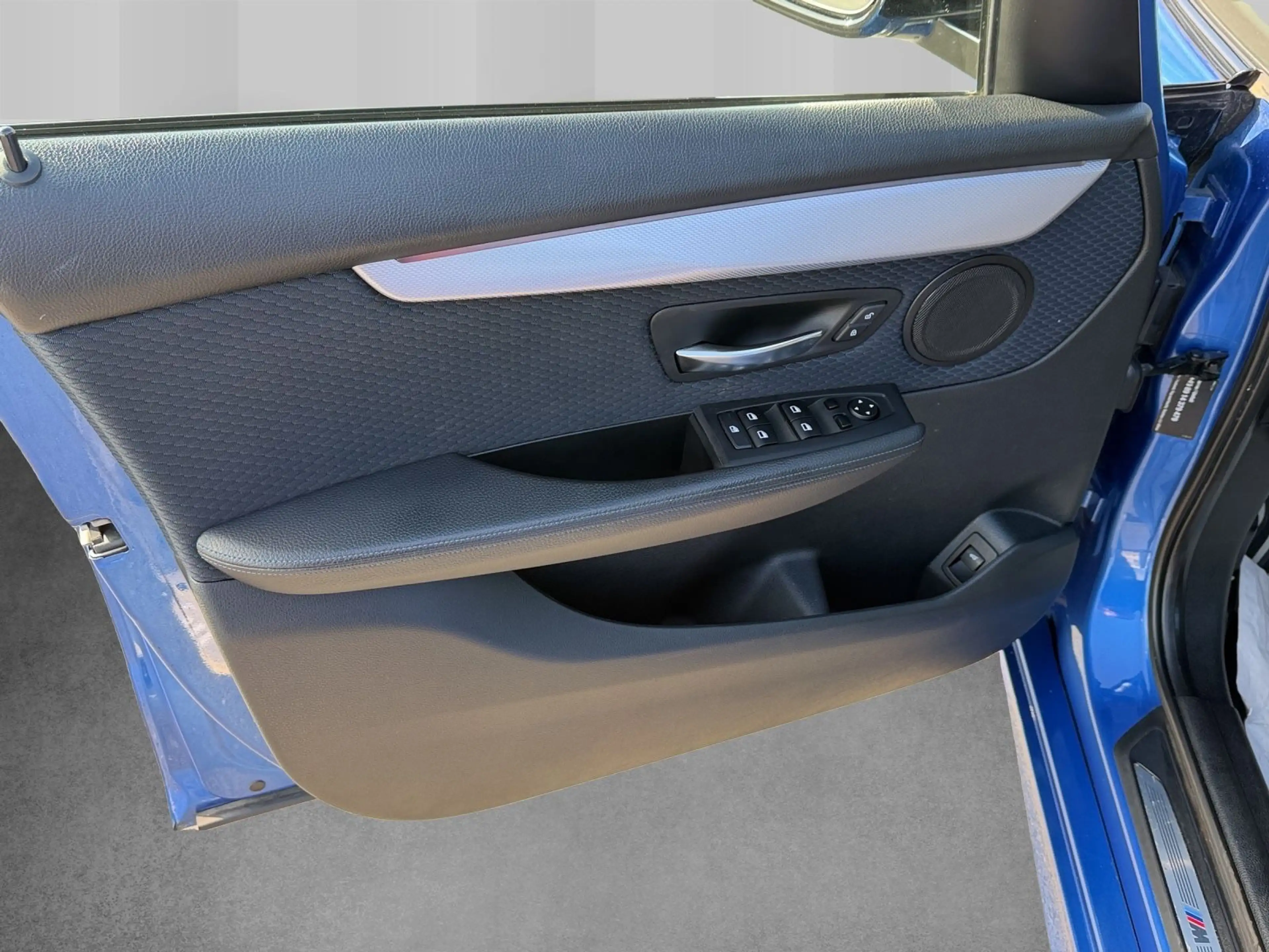 BMW 218 M Sport / 1.Hd Shadow Keyless — photo 10