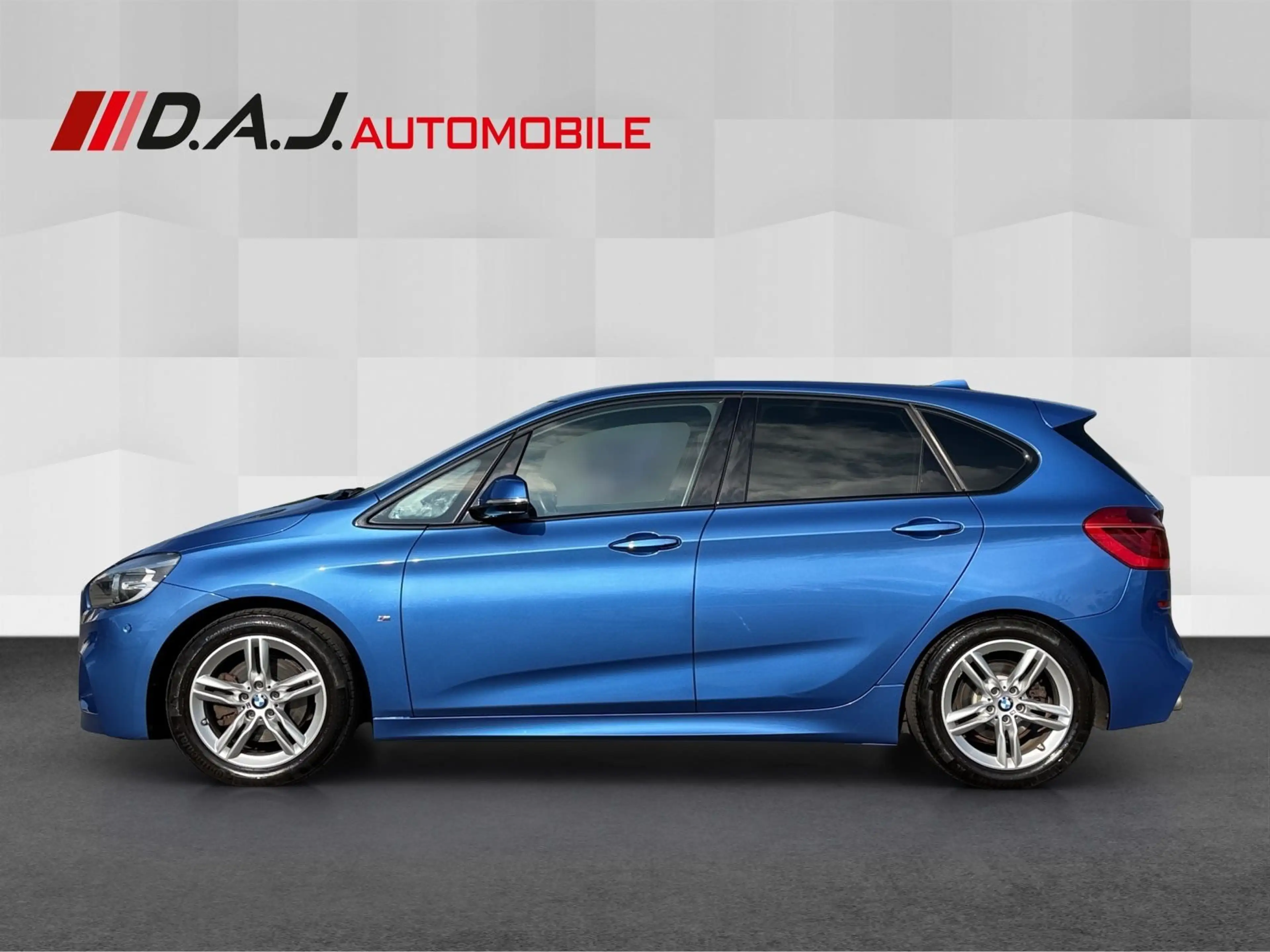 BMW 218 M Sport / 1.Hd Shadow Keyless — photo 2