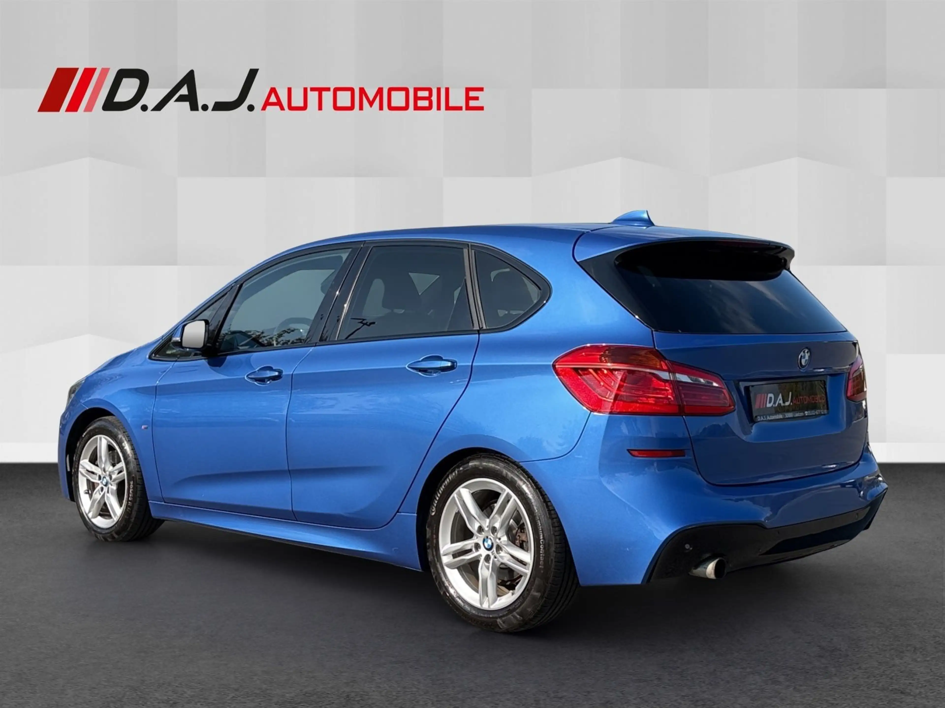 BMW 218 M Sport / 1.Hd Shadow Keyless — photo 3
