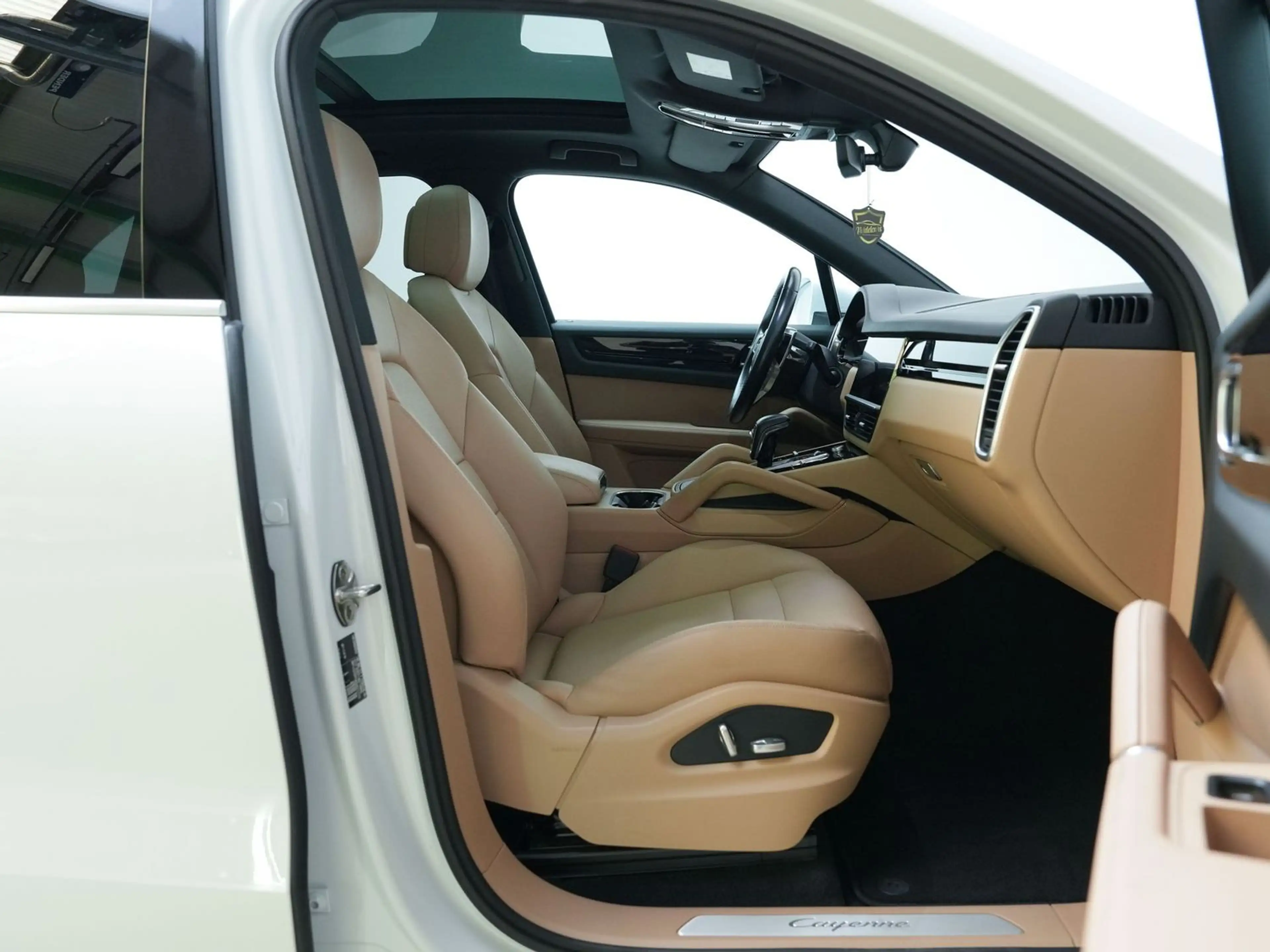 Porsche Cayenne APPROVED, 21ZOLL,PANO,AHK — photo 14