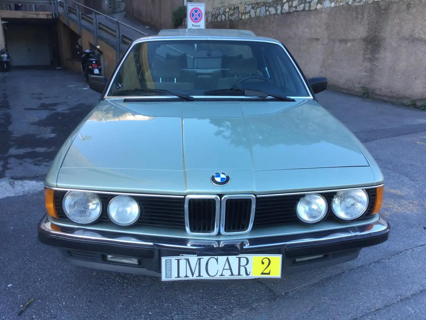BMW 732 i Verde - 2