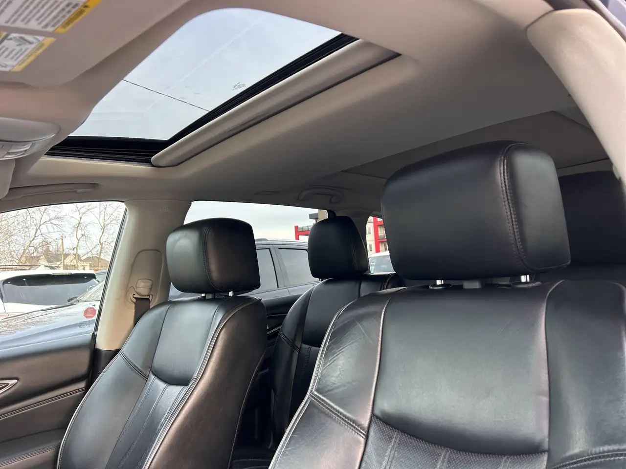 Infiniti QX60 снимка Infiniti QX60