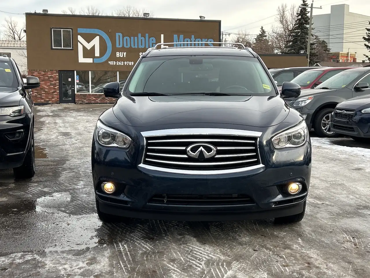 Infiniti QX60 снимка Infiniti QX60