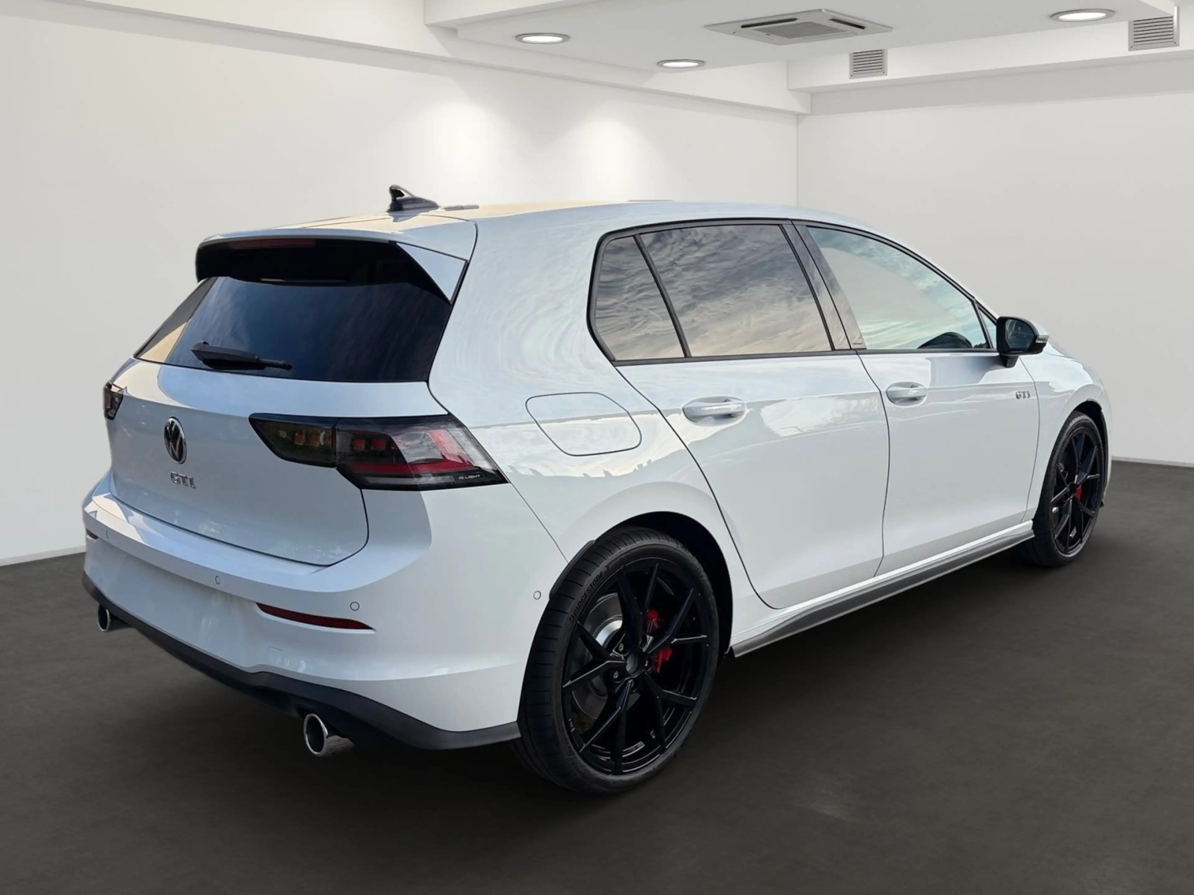 Volkswagen Golf GTI 2,0 l TSI 195 kW (265 PS) 7-Gang-Doppel — photo 4