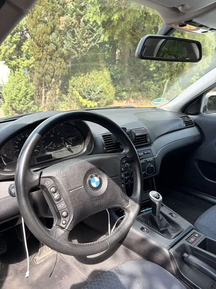 BMW 316i Compact, foto 3