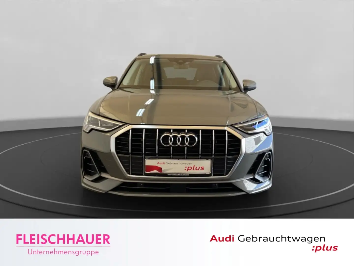 Audi Q3 35 TFSI S line StandHZG AHK-klappbar Navi Digitale Grau - 2