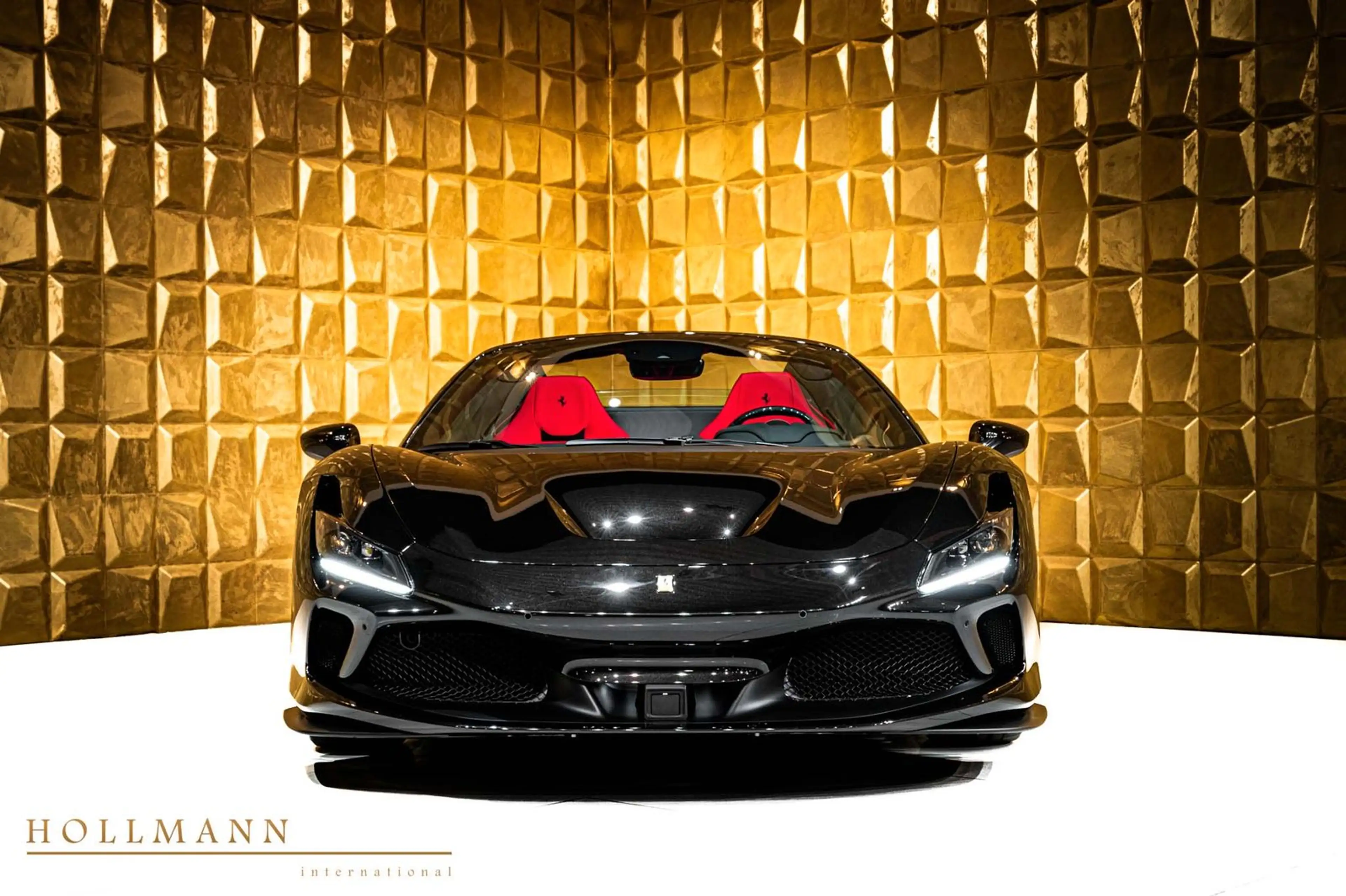 Ferrari F8 Spider CARBON + LIFT + RACING SEATS — photo 2
