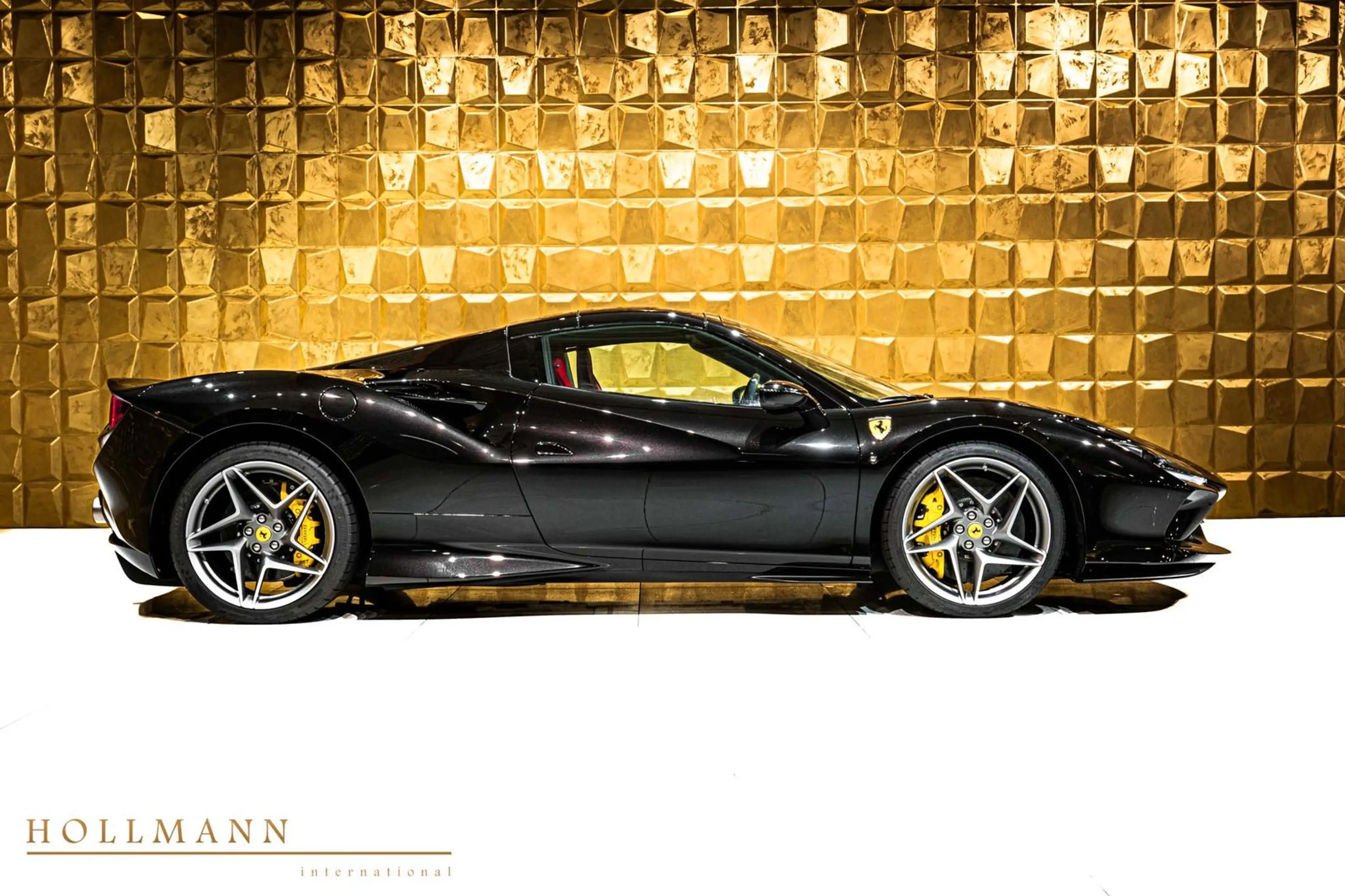 Ferrari F8 Spider CARBON + LIFT + RACING SEATS — photo 12