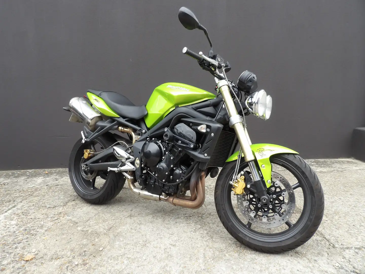 Triumph Street Triple 675 - 2