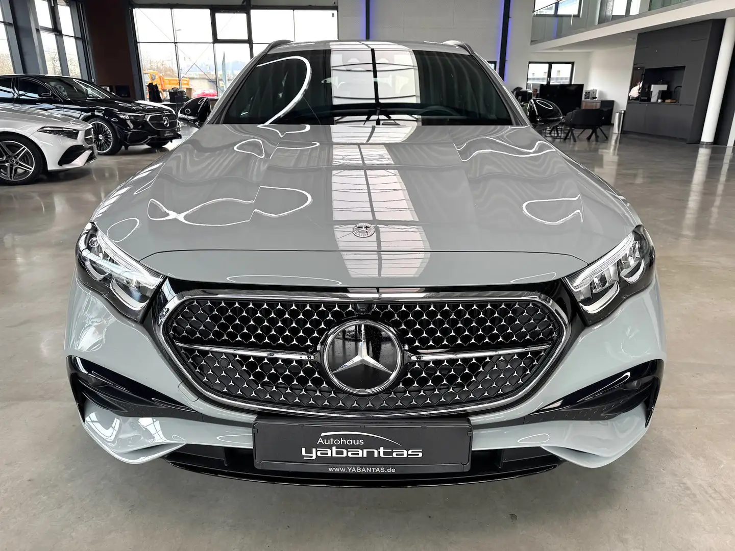 Mercedes-Benz E 300 de T 4M AMG Line Advanced DISTRONIC+ Night Head-up Gris - 2