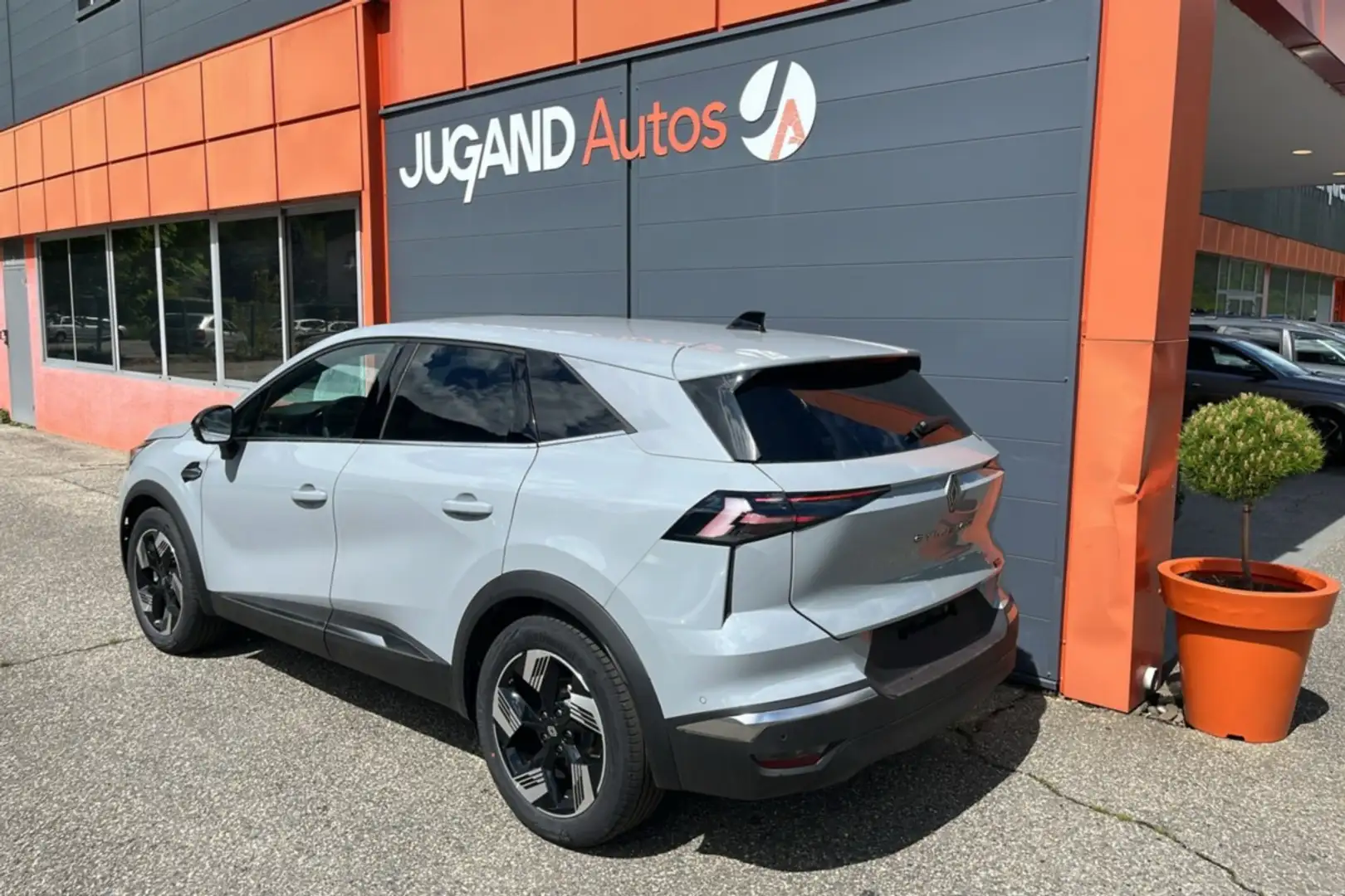 Renault Symbioz E-TECH 145 TECHNO PLUS - 2