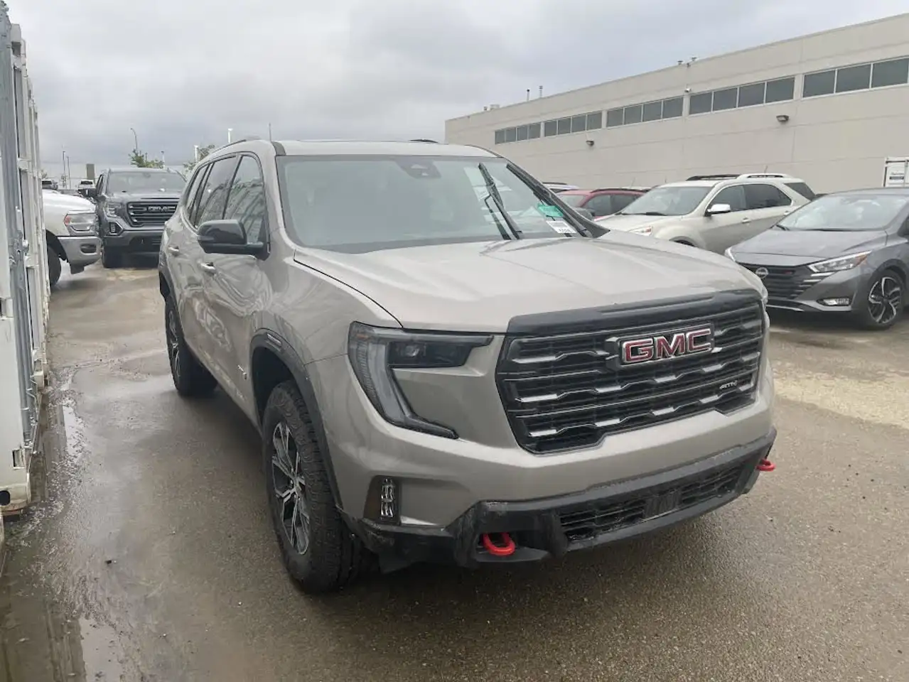 GMC Acadia снимка GMC Acadia