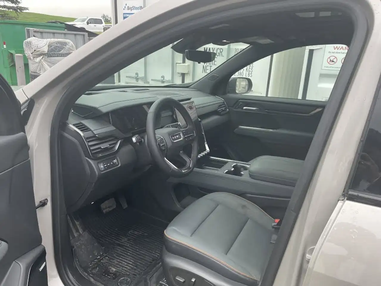 GMC Acadia снимка GMC Acadia