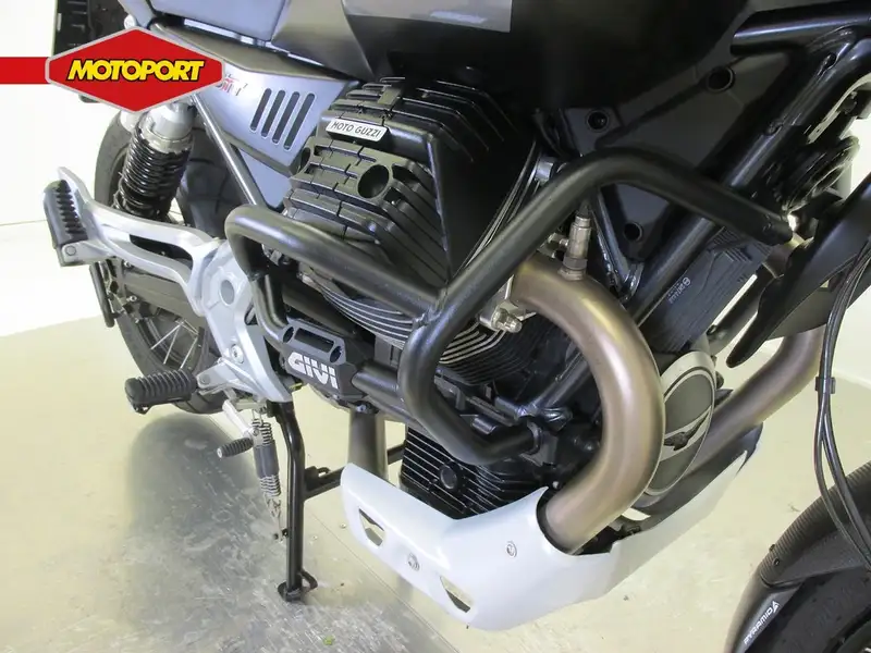 Moto Guzzi V 85 TT - foto 6