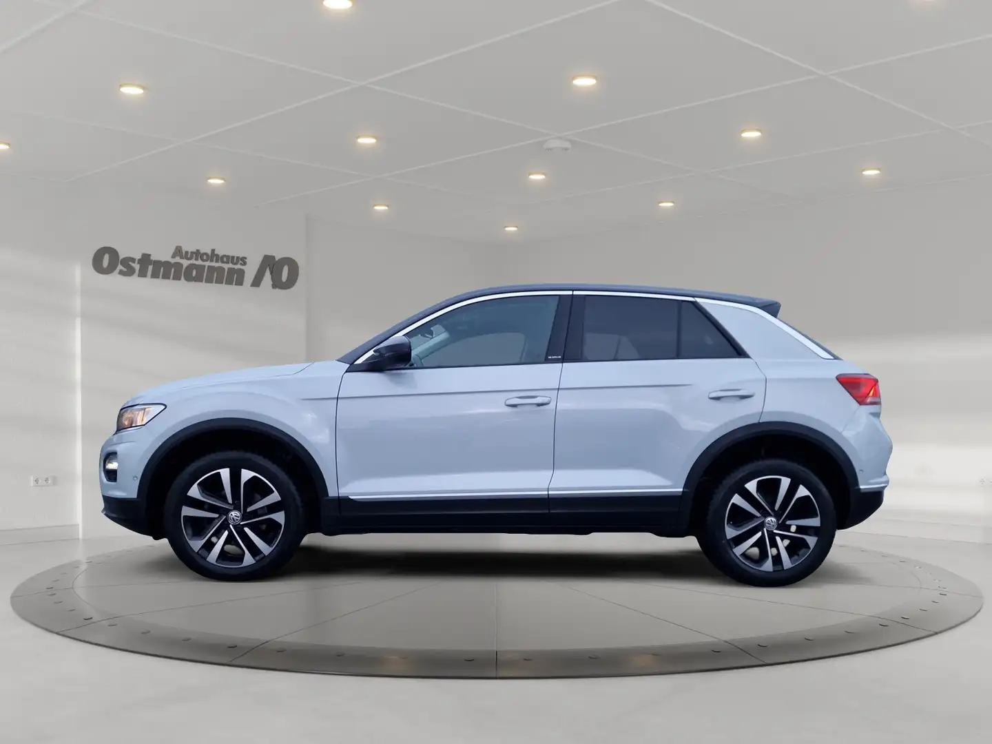 Volkswagen T-Roc 1.5 TSI IQ.DRIVE ACC NAV KAM STHZG el.Heck Wit - 2
