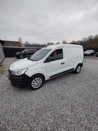 1.5 Blue dCi Confort S/S (EU6d)
