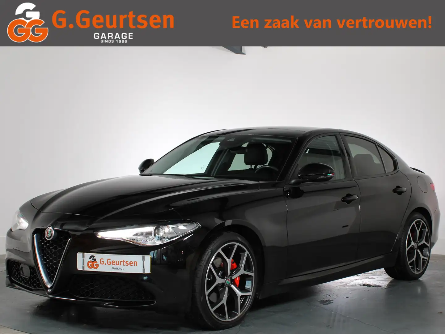 Alfa Romeo Giulia 2.0T Super 305 PK Lederen bekleding, Afneembare Tr Zwart - 1