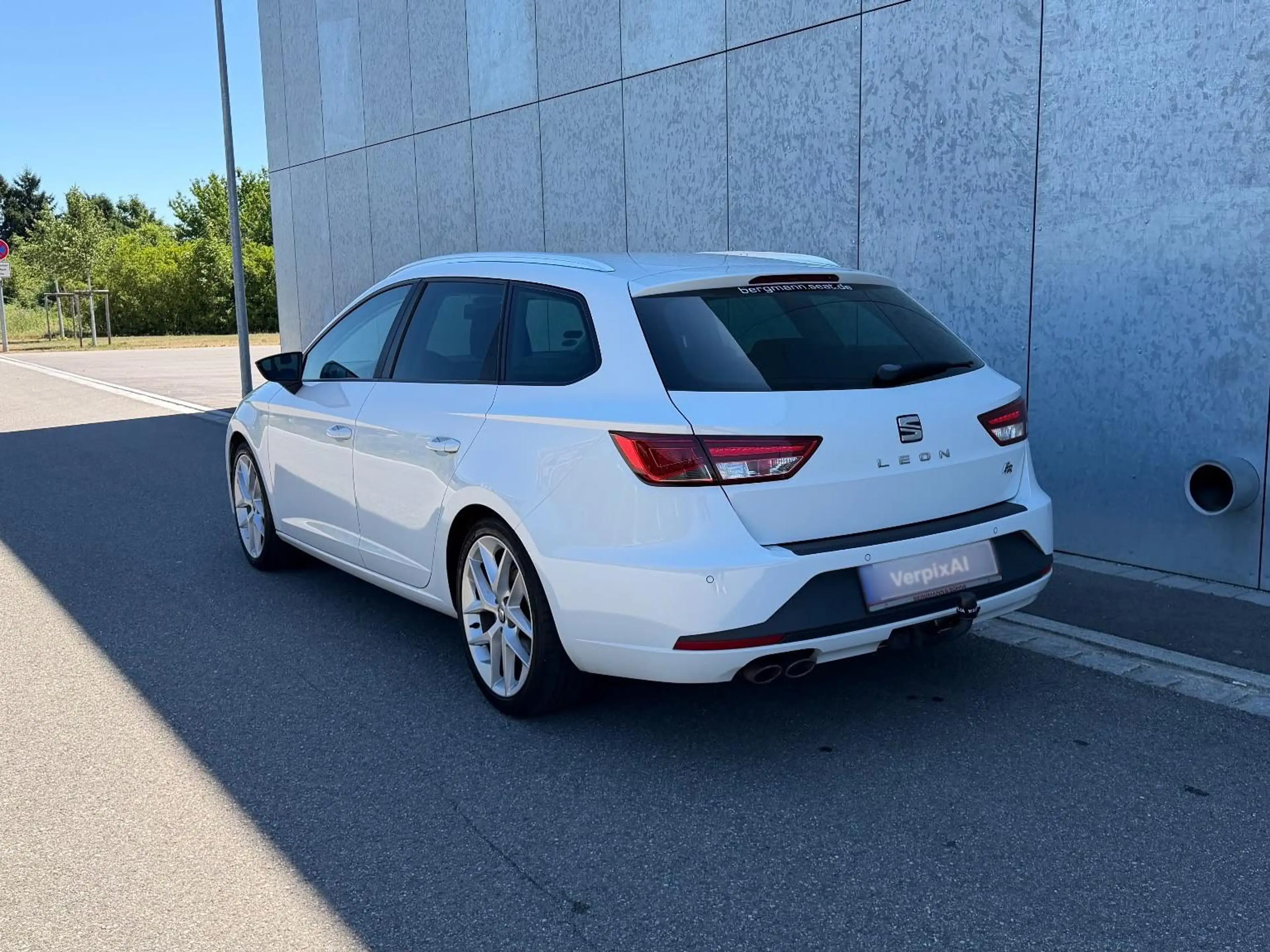 SEAT Leon FR — photo 3