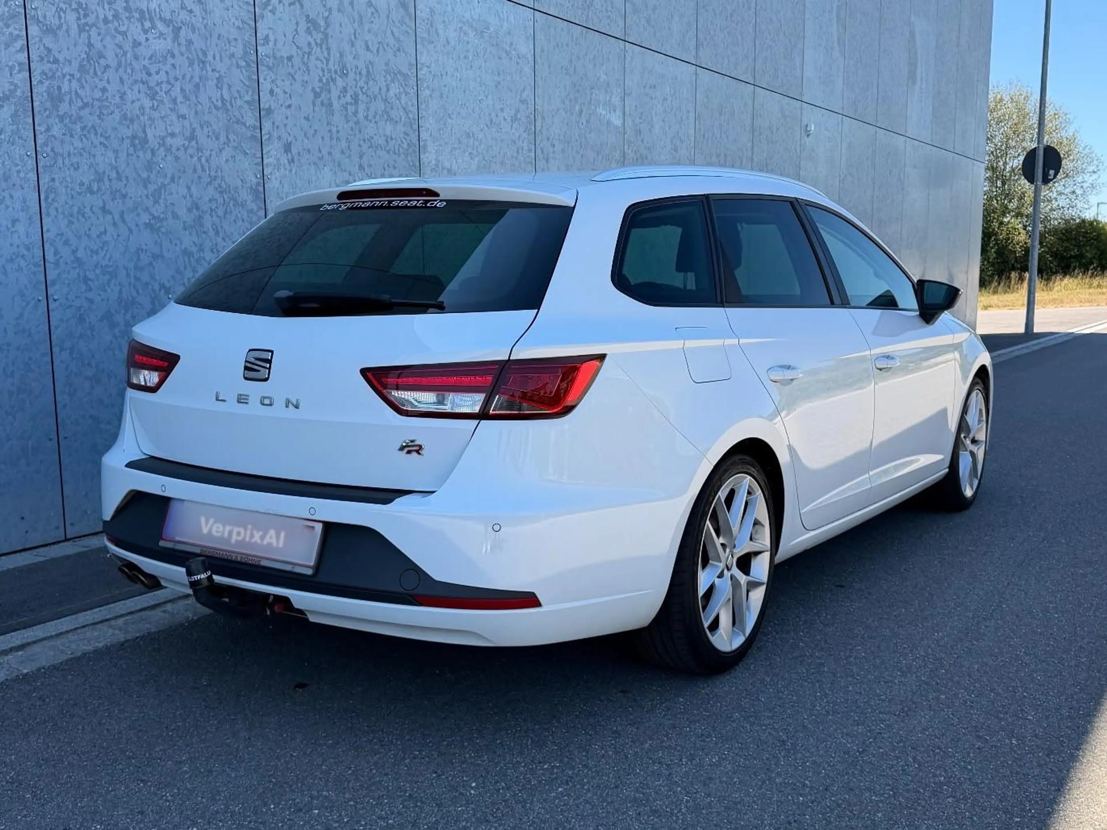 SEAT Leon FR — photo 4