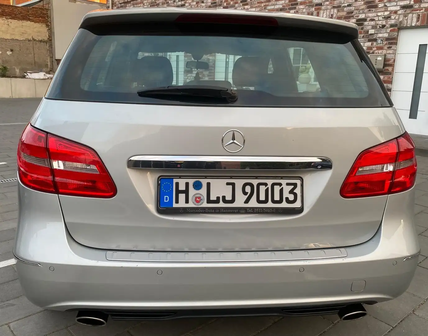 Mercedes-Benz B 200 B 200 (BlueEFFICIENCY) - 2