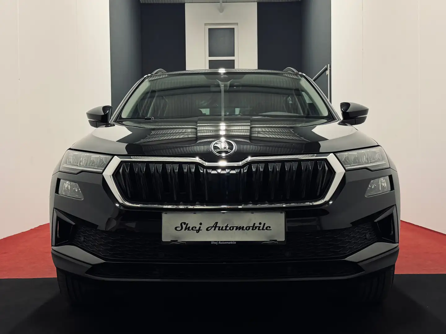 Skoda Karoq Ambition*Automatik*Facelift*R-Kamera* Schwarz - 2