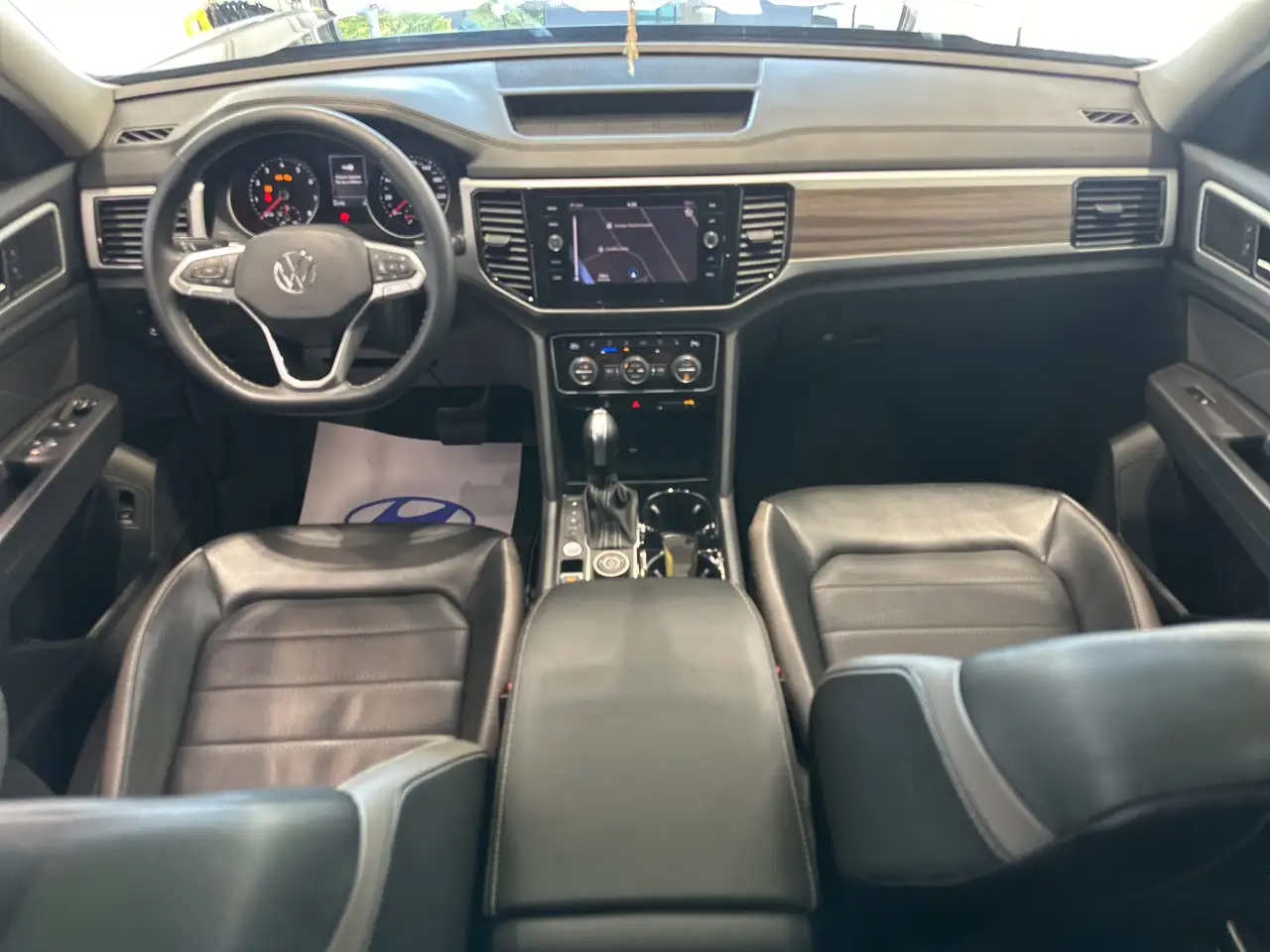 Volkswagen Atlas снимка Volkswagen Atlas