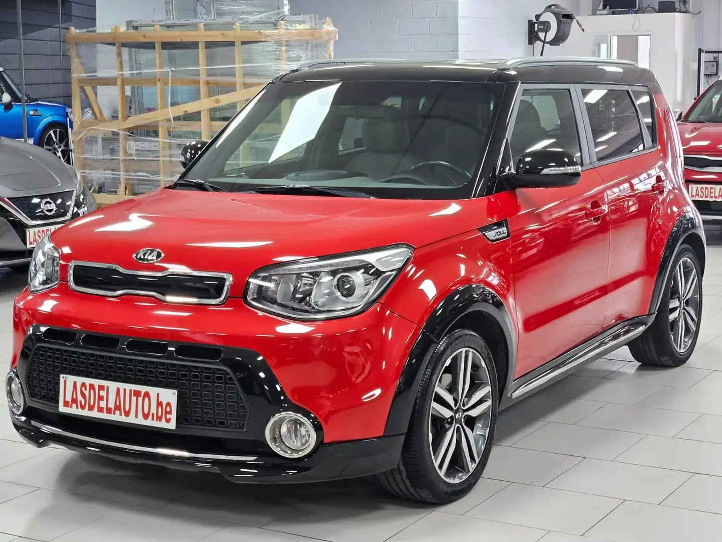 Kia Soul 1.6i Auto Infinity Sound CAMERA Attache CarplayGps Rood - 1