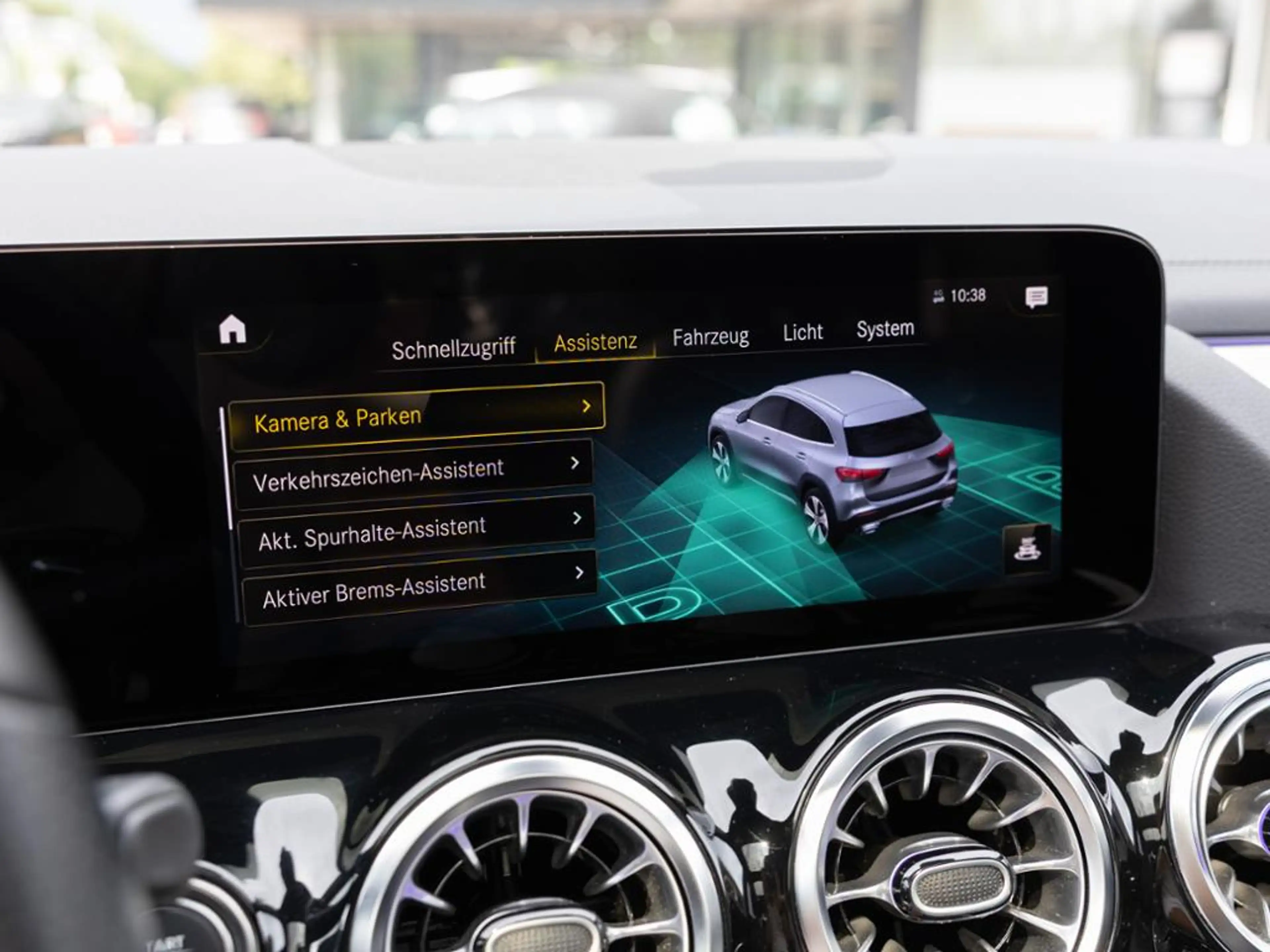 Mercedes-Benz GLA 220 d AMG NIGHT MULTI 360 AHK KAMERA PANO — photo 11