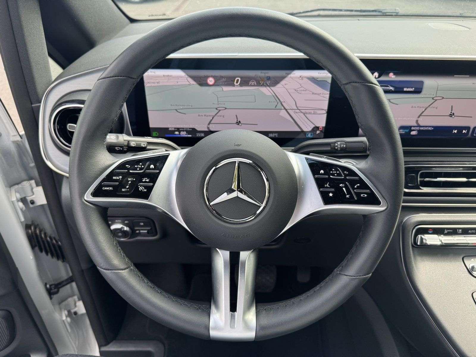 Mercedes-Benz EQV 300