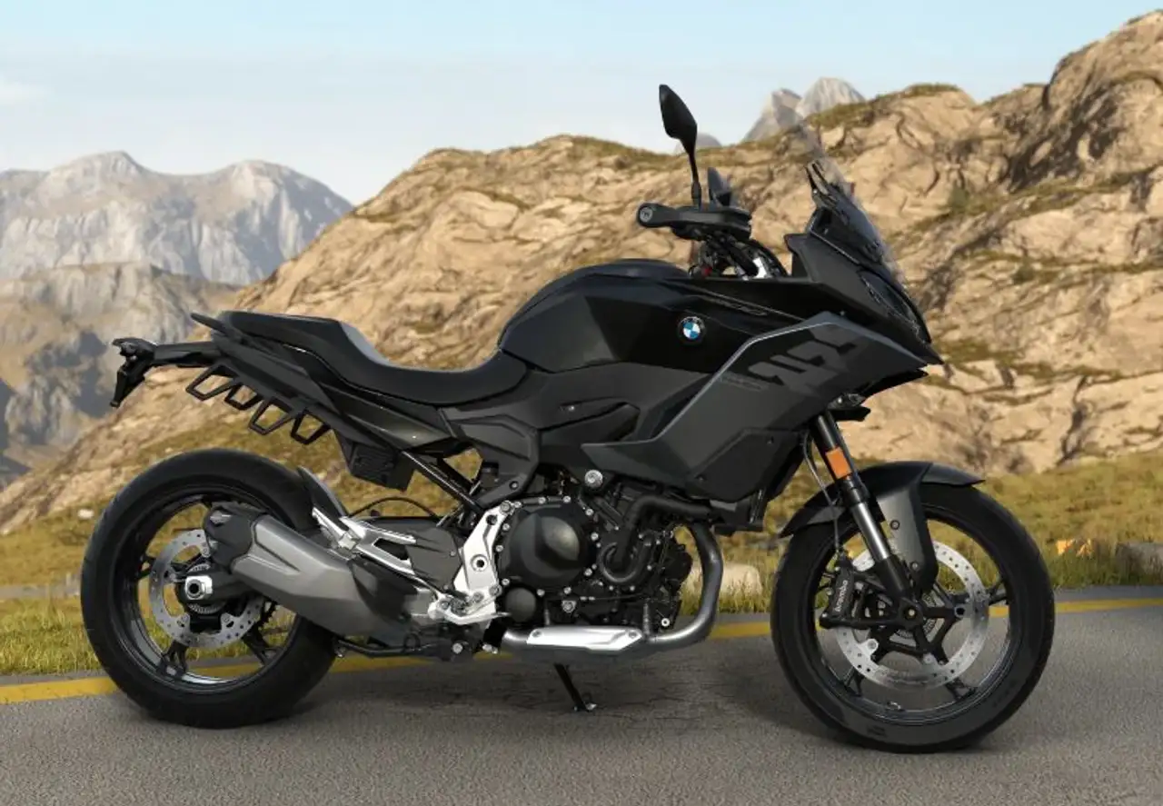 BMW F 900 XR