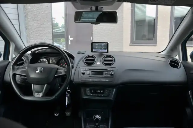 Seat Ibiza view 9