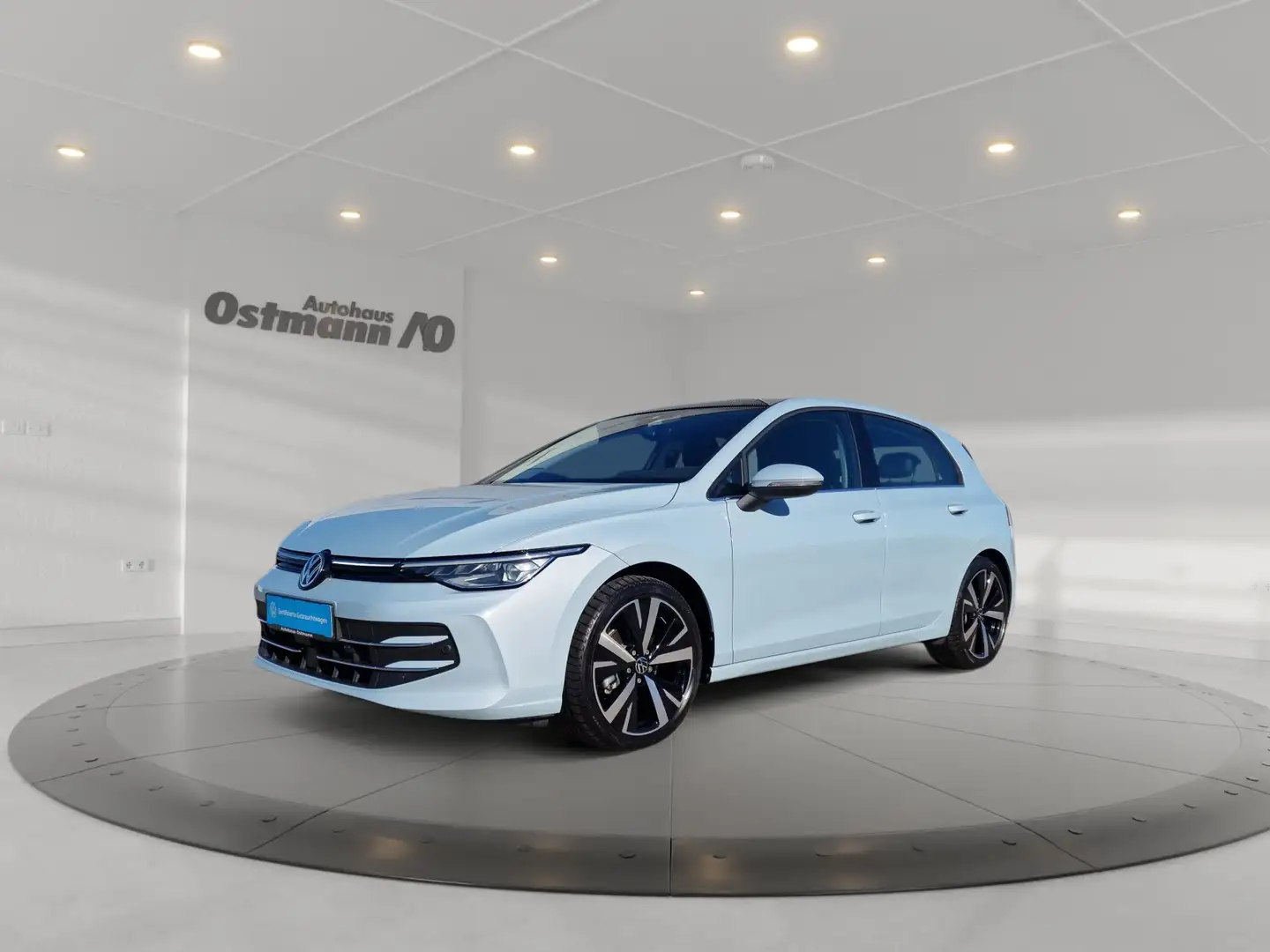 Volkswagen Golf VIII 1.5 TSI Style ACC PANO NAV LED KAM Blauw - 1