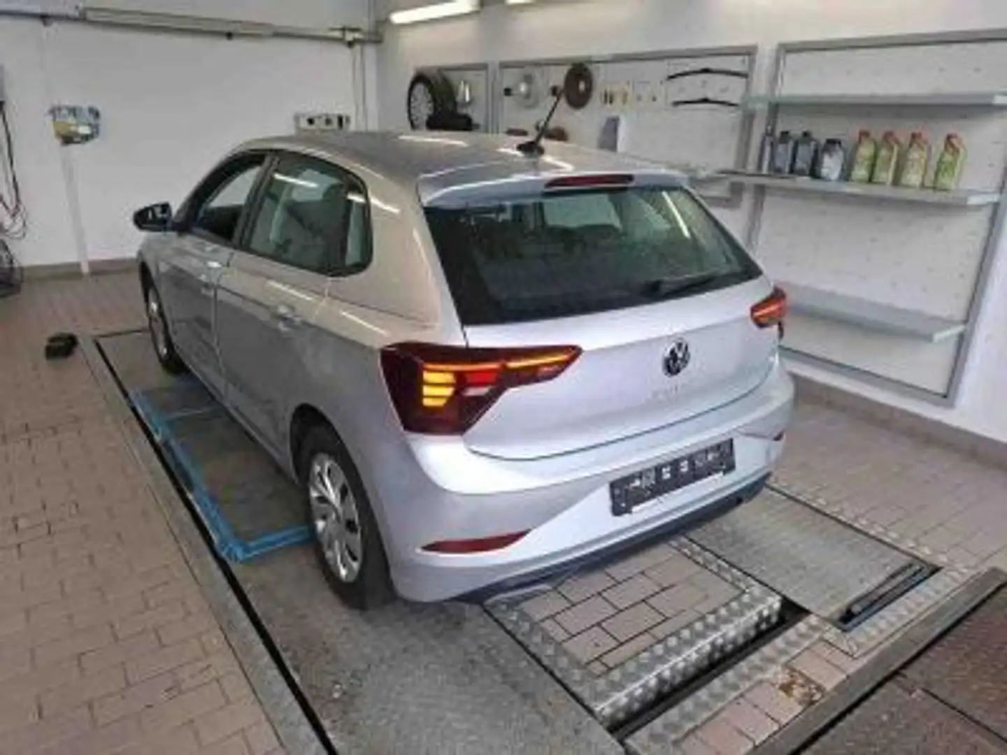 Volkswagen Polo 1.0 EVO 80CV 5P PREZZO PROMO Neopatentati Silber - 2