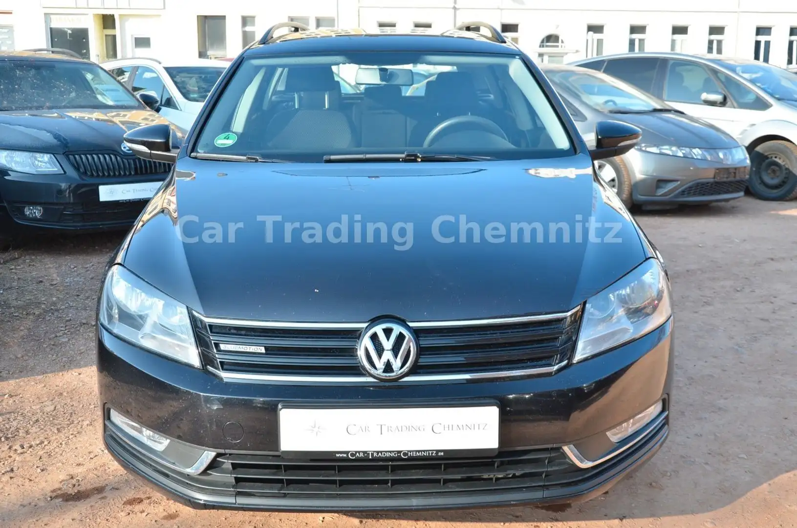 Volkswagen Passat 1.6 TDI BlueMotion Sitzheizung Tüv neu Schwarz - 2