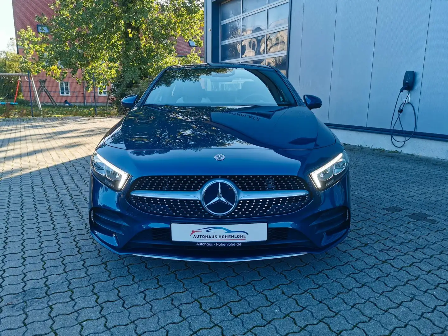 Mercedes-Benz A 200 LIMOUSINE AMG TOP AUSSTATTUNG! Blau - 2
