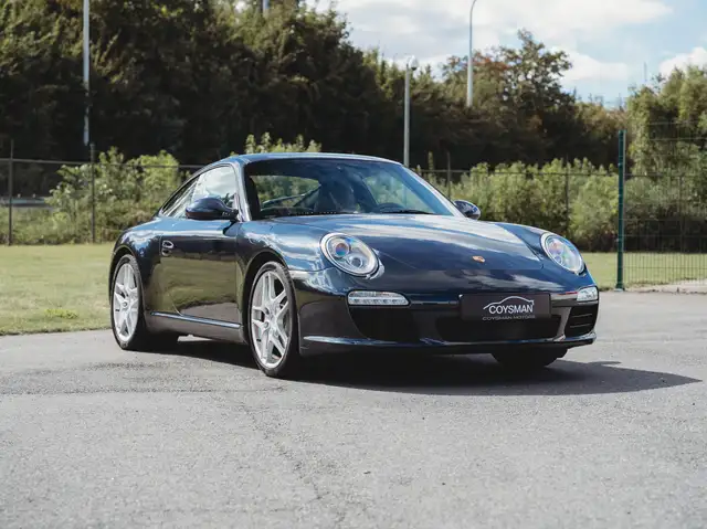 Porsche 997 main image