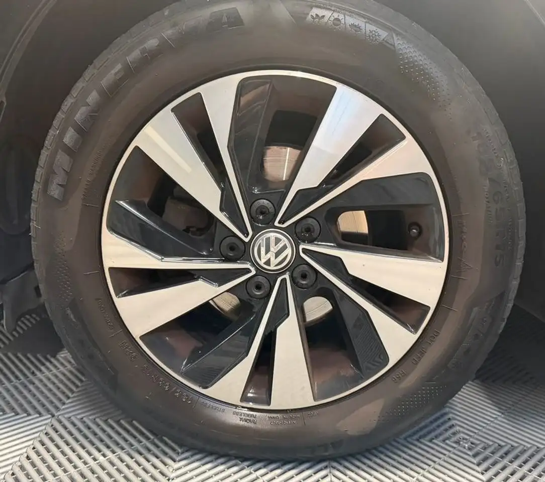 Volkswagen Polo Citadine 5 portes — photo 16