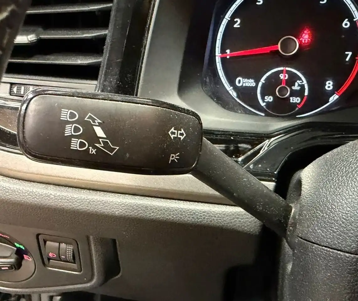 Volkswagen Polo Citadine 5 portes — photo 30