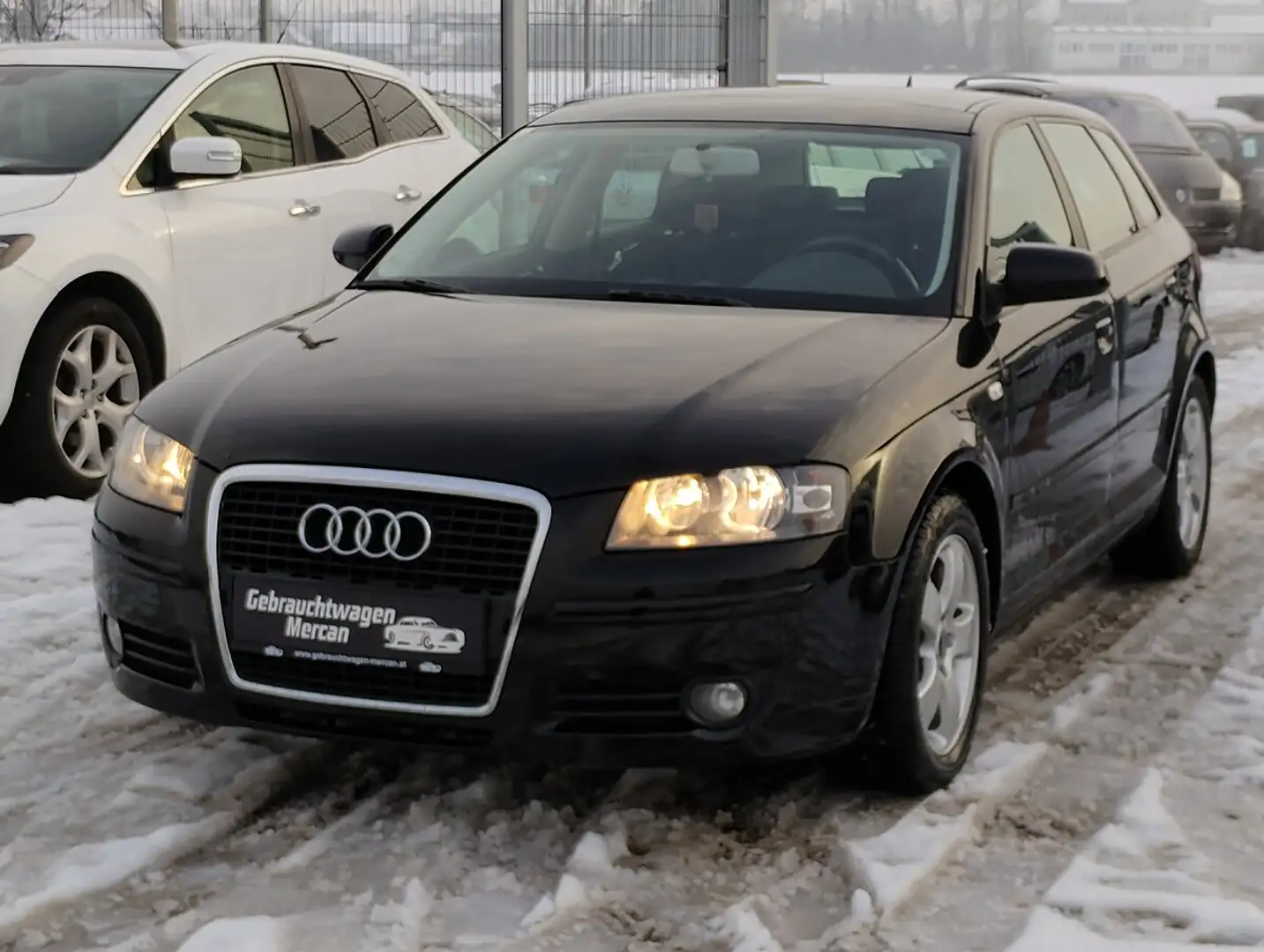 Audi A3 Ambition 2,0 TDI DPF DSG Schwarz - 1