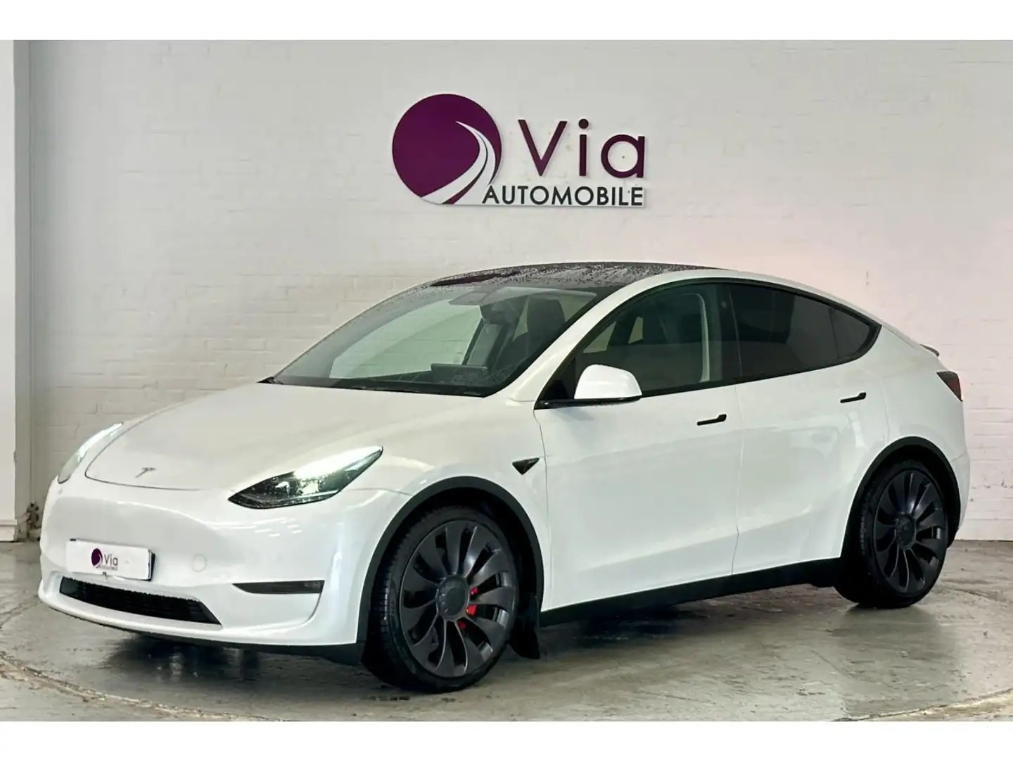 Tesla Model Y AWD PERFORMANCE / TOIT PANORAMIQUE Blanc - 1