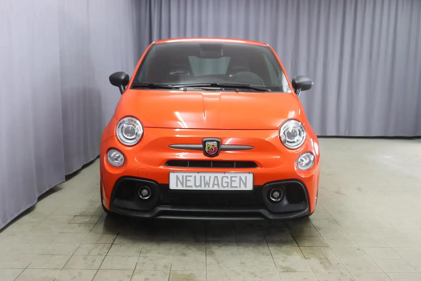 Abarth 595 Linea Turismo 1.4 T-Jet 121 kW  Sie sparen 4490... Orange - 2