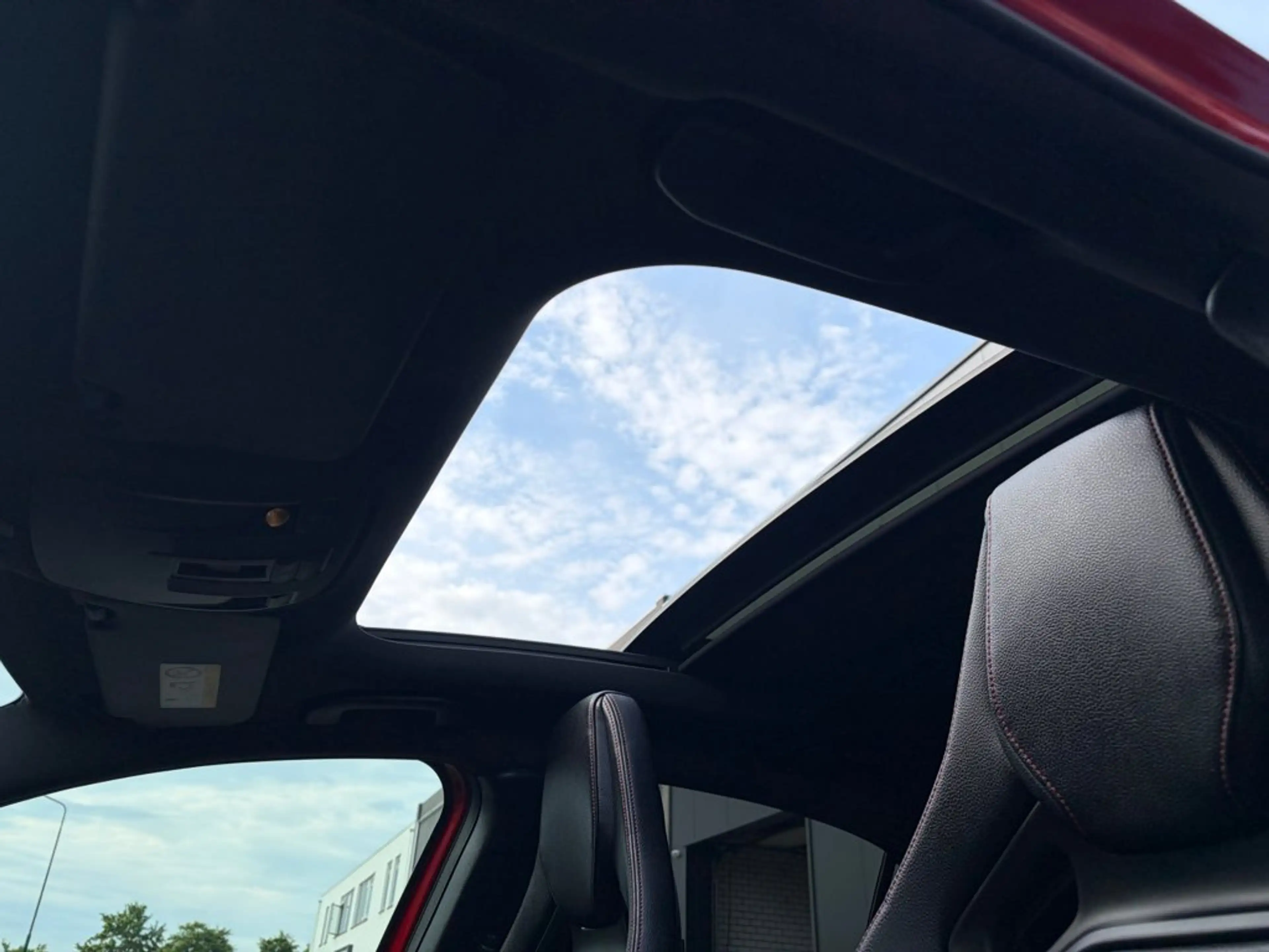 Mercedes-Benz A 45 AMG 4MATIC, Pano, Camera, Schaalstoelen — photo 14