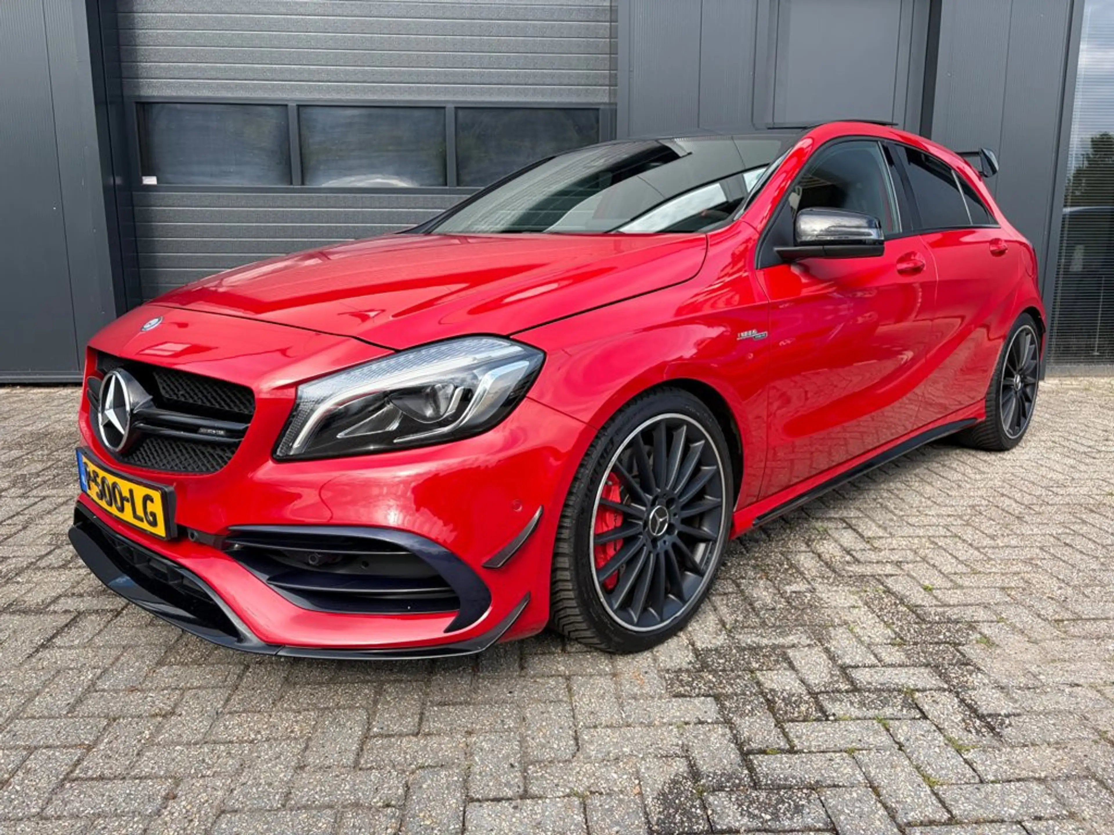 Mercedes-Benz A 45 AMG 4MATIC, Pano, Camera, Schaalstoelen