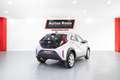 Toyota Aygo X 1.0 VVT-I 72CV Play Gris - thumbnail 3