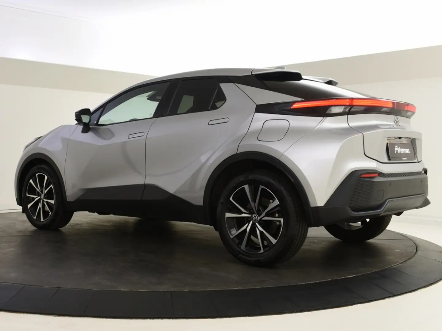 Toyota C-HR 1.8 Hybrid 140 First Edtion | Parkeersensoren V+A Zilver - 2